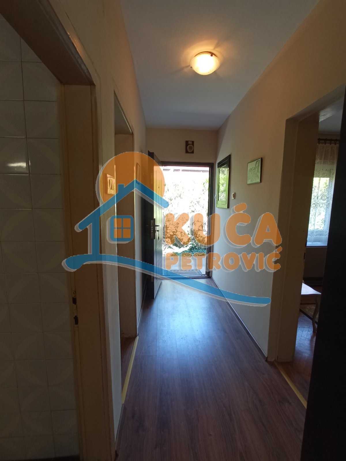 Trosobna kuća, 70 m2, Železnička stanica, Dimitrija Tucovića ID: i-014368 11
