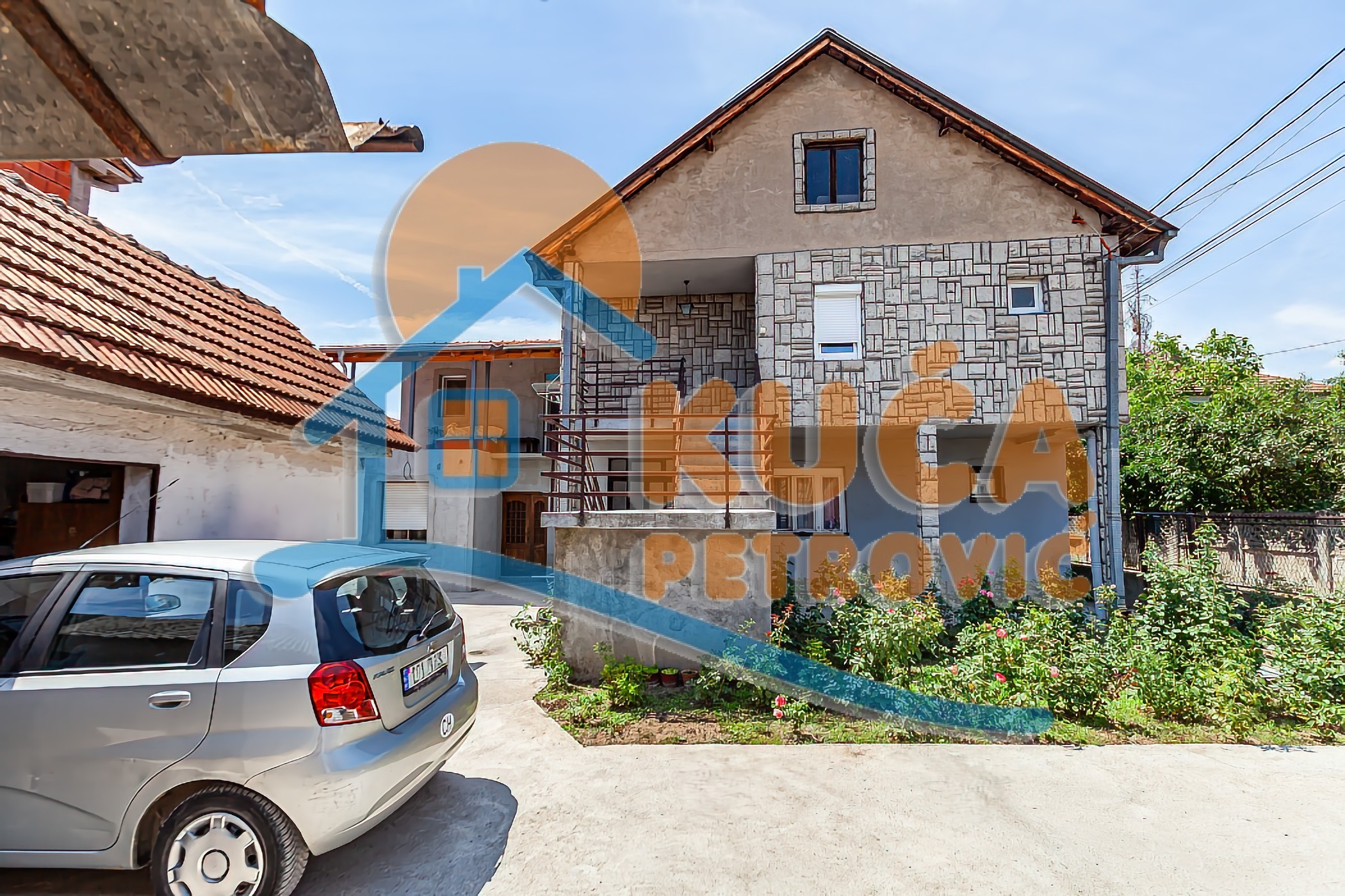 četvorosobna kuća, 216 m2, Crveni krst, Humska ID: p-014379 3