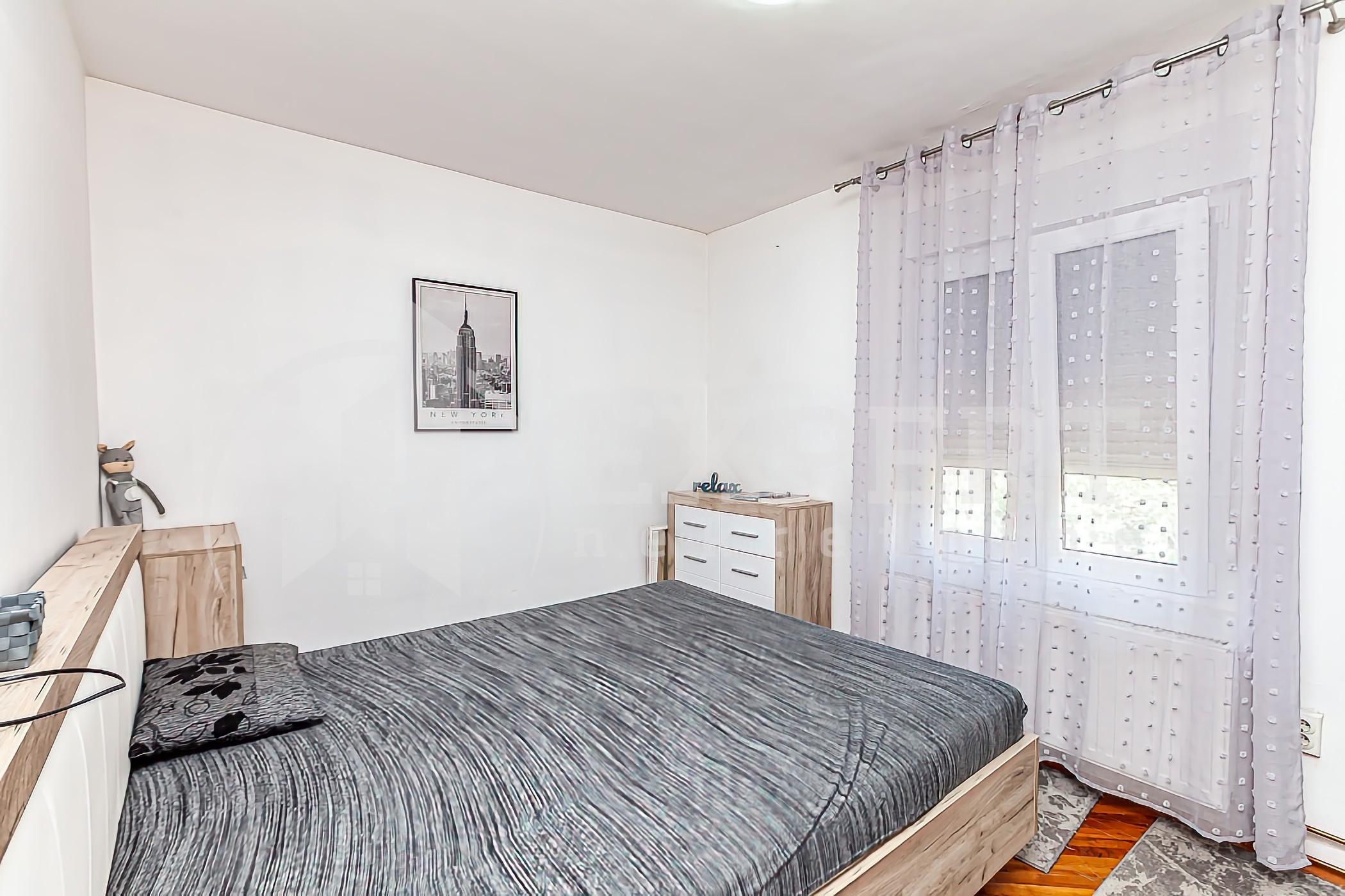 četvorosobna kuća, 216 m2, Crveni krst, Humska ID: p-014379 15