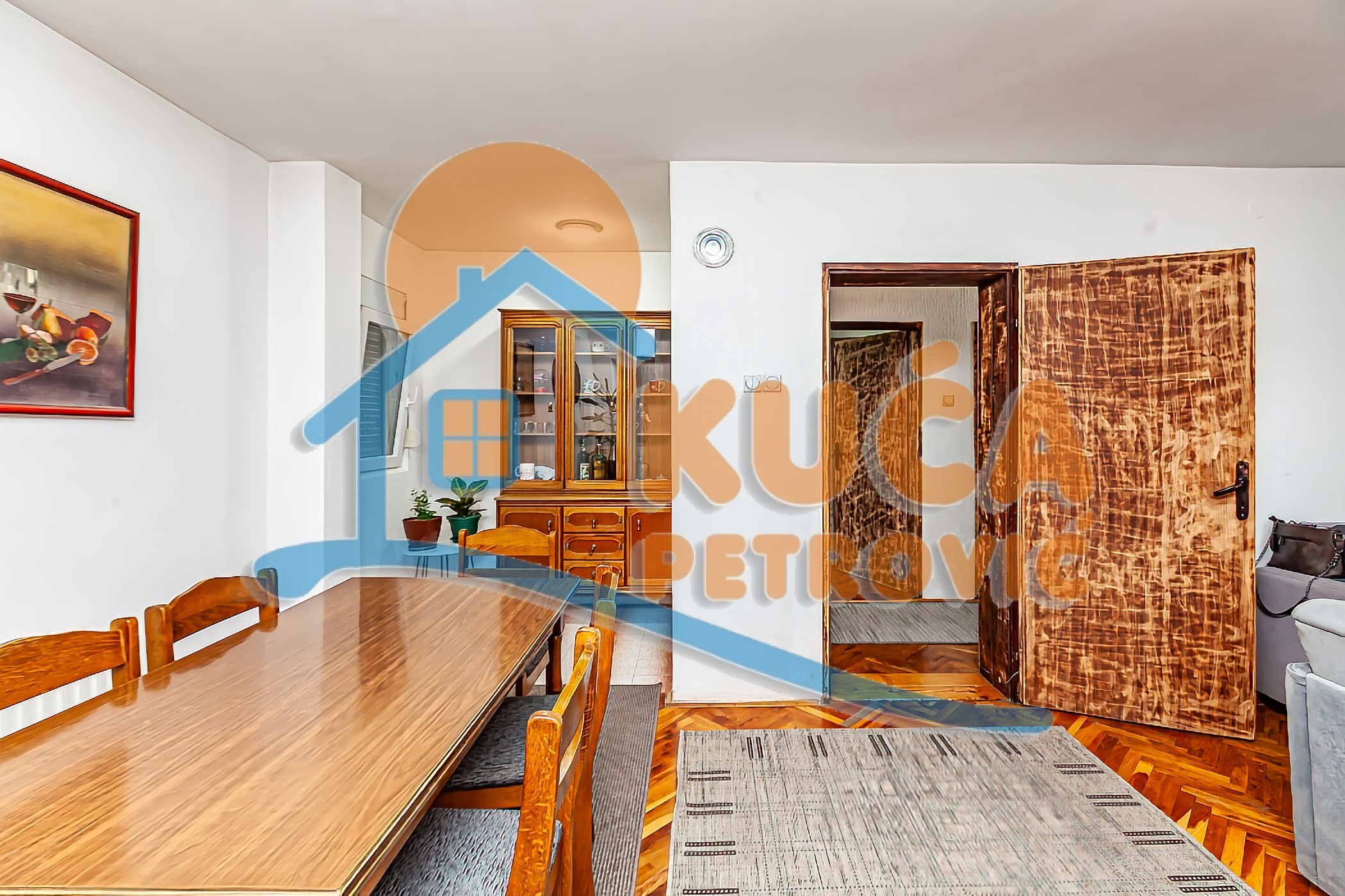 četvorosobna kuća, 216 m2, Crveni krst, Humska ID: p-014379 14