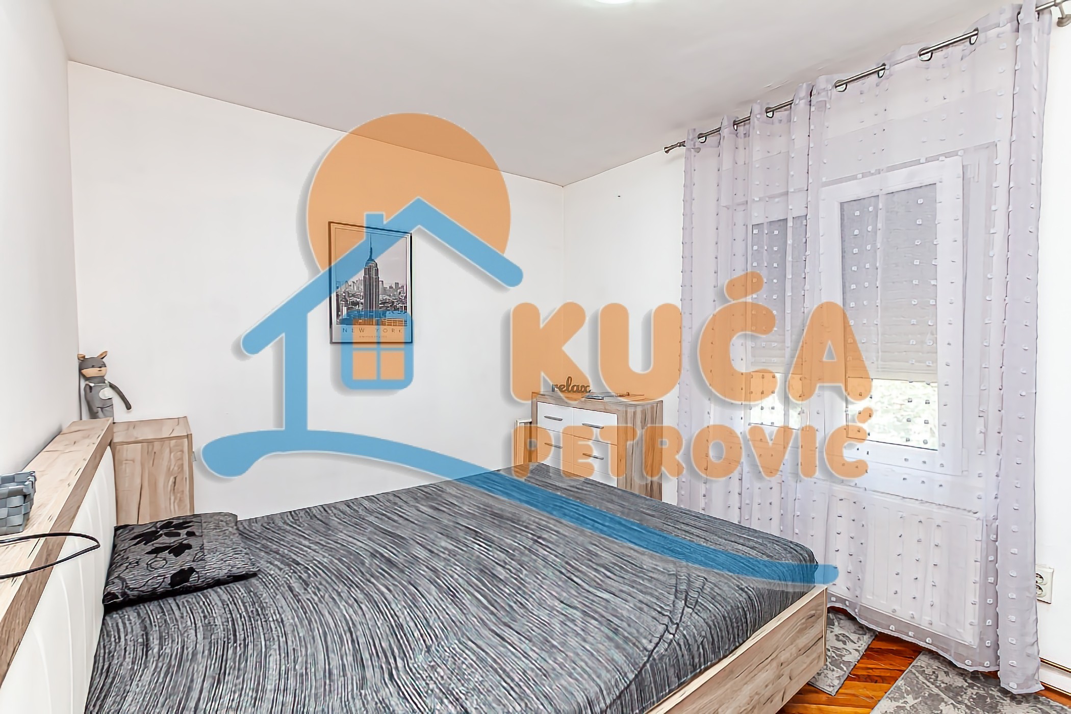 četvorosobna kuća, 216 m2, Crveni krst, Humska ID: p-014379 15