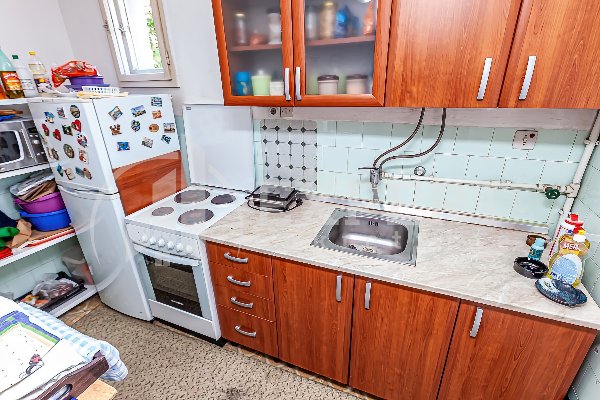 četvorosobna kuća, 216 m2, Crveni krst, Humska ID: p-014379 5