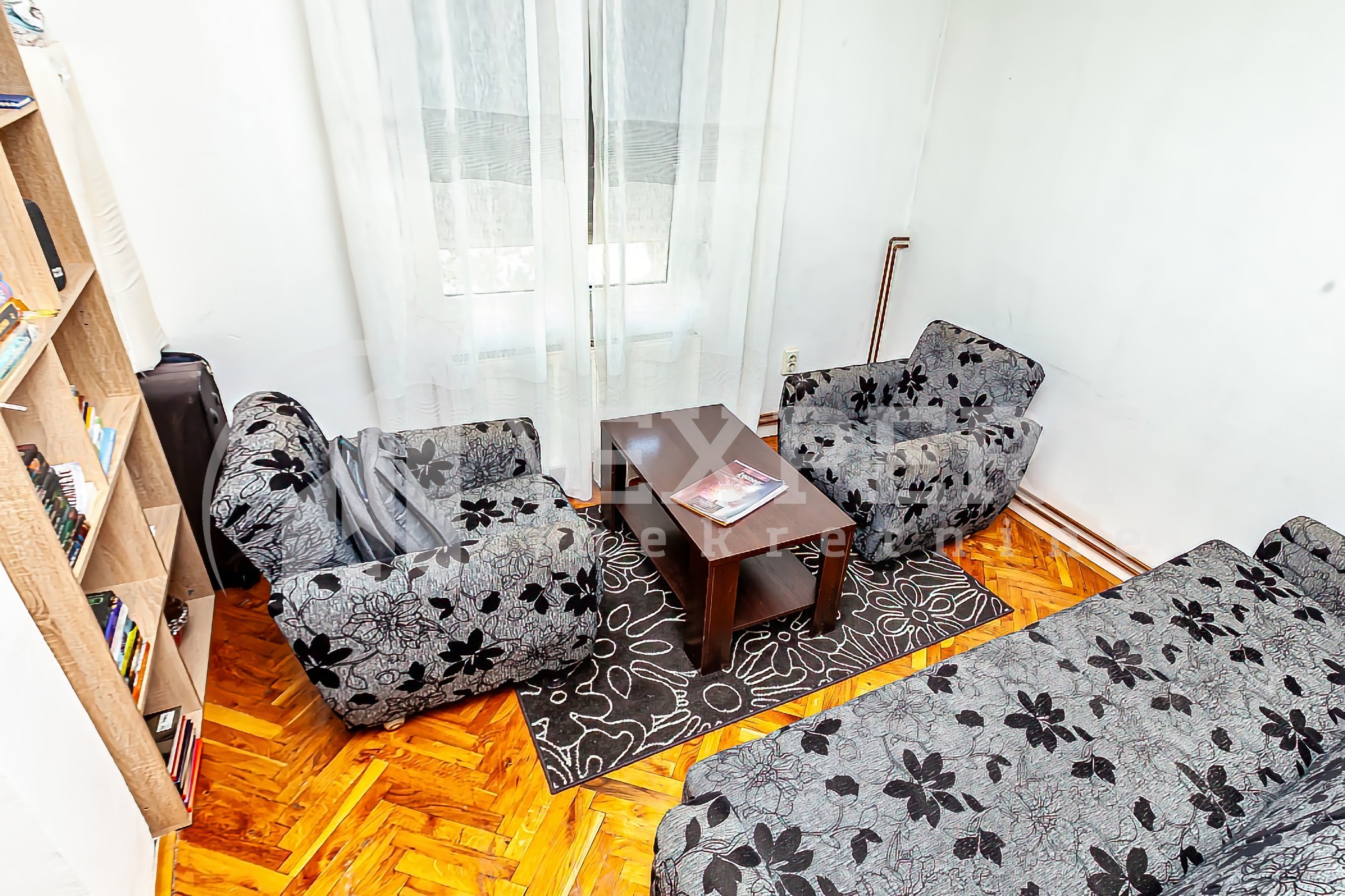 četvorosobna kuća, 216 m2, Crveni krst, Humska ID: p-014379 17