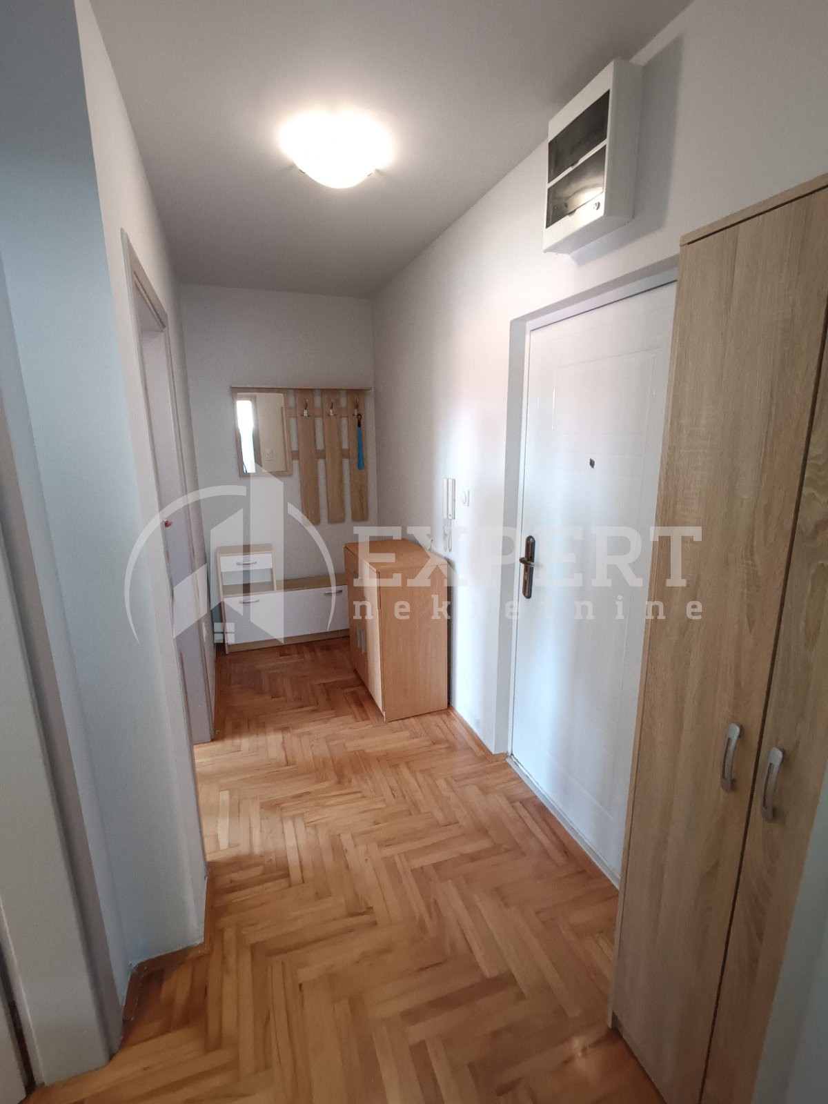 Dvosoban stan, 44 m2, Durlan, Knjazevačka ID: i-012230 8