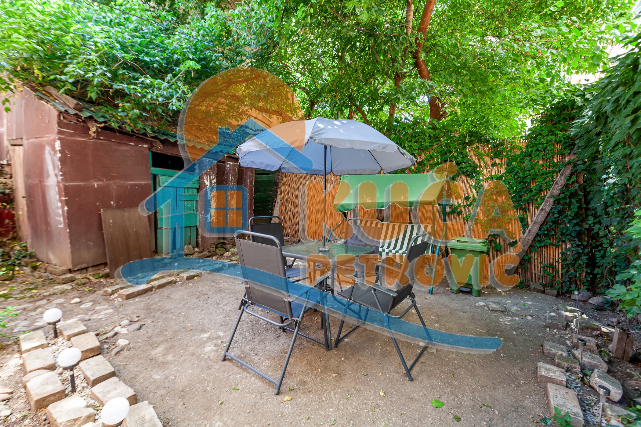 Dvosobna kuća, 68 m2, Centar, Vožda Karađorđa ID: p-014375 16