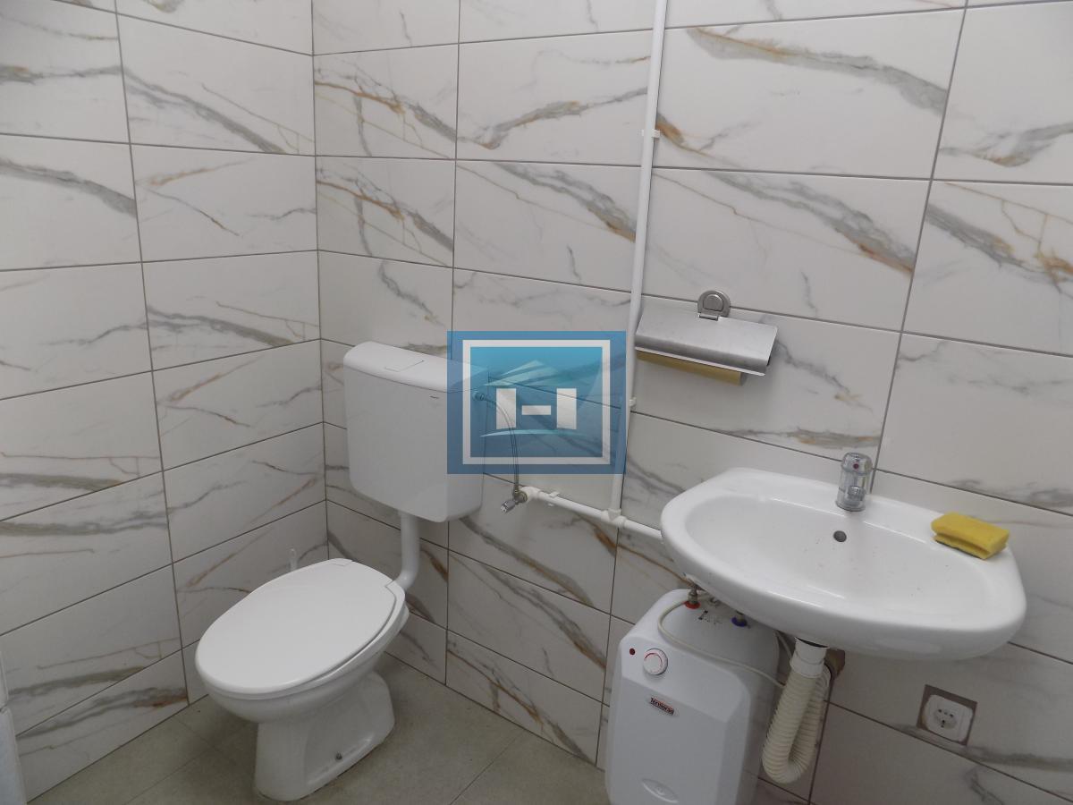 Odličan lokal za izdavanje 9