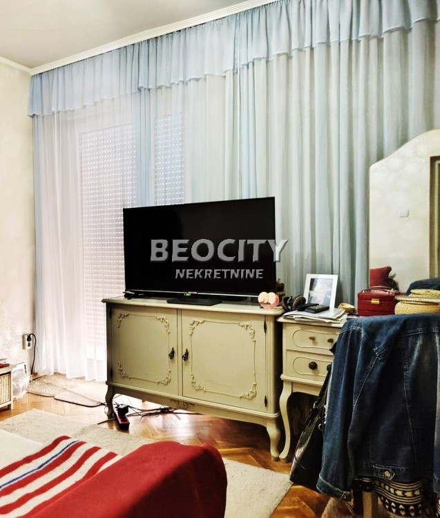 Trosoban stan, 71 m2, Kej ID: 120309 6