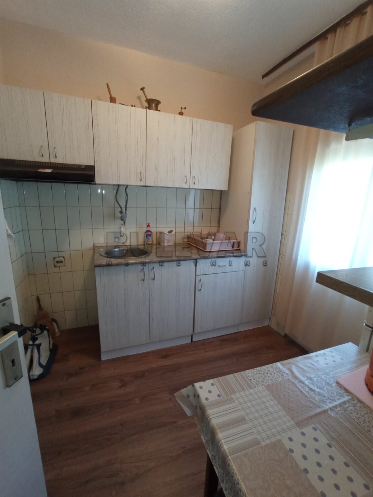 Trosobna kuća, 70 m2, Železnička stanica, Dimitrija Tucovića ID: i-014368 6