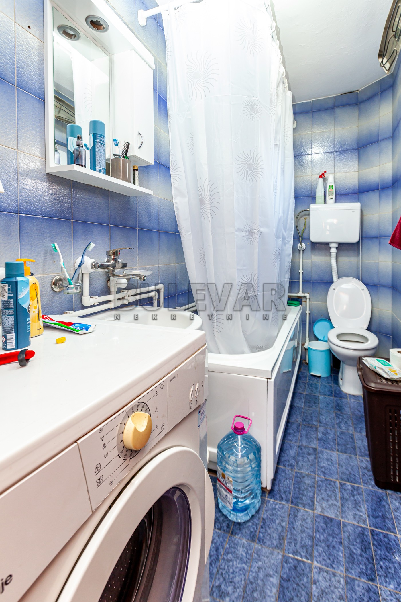 četvorosobna kuća, 216 m2, Crveni krst, Humska ID: p-014379 18