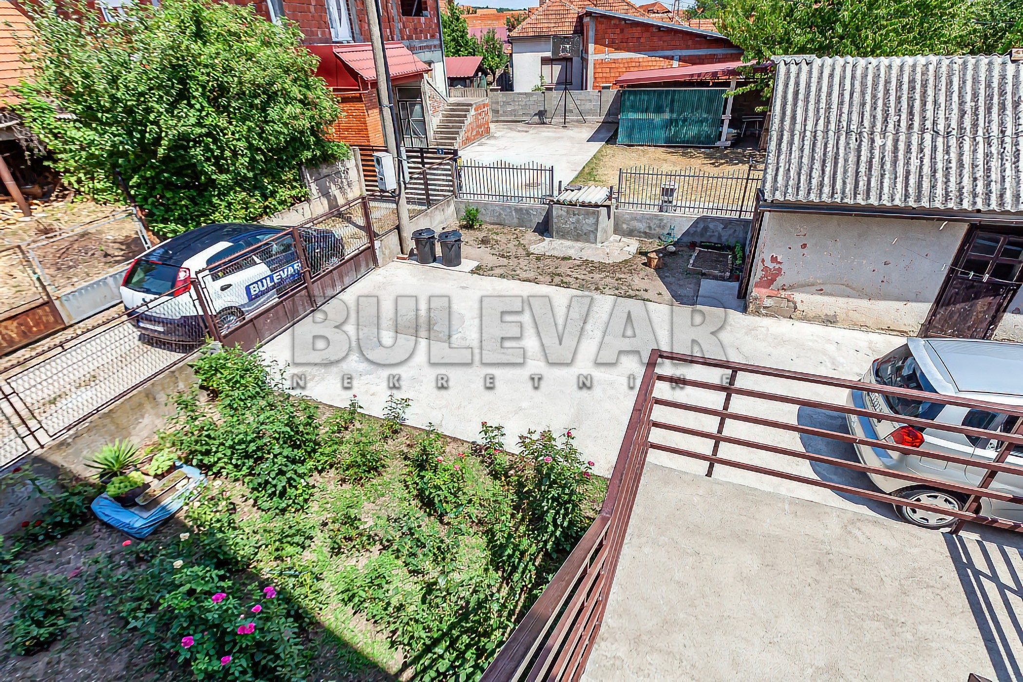 četvorosobna kuća, 216 m2, Crveni krst, Humska ID: p-014379 19