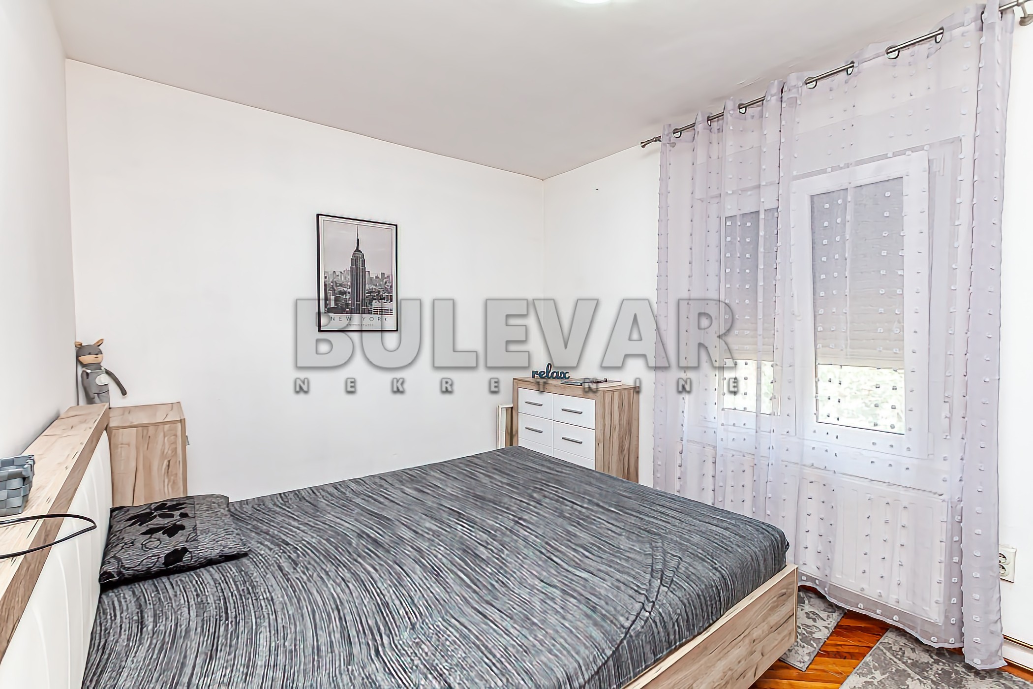 četvorosobna kuća, 216 m2, Crveni krst, Humska ID: p-014379 15