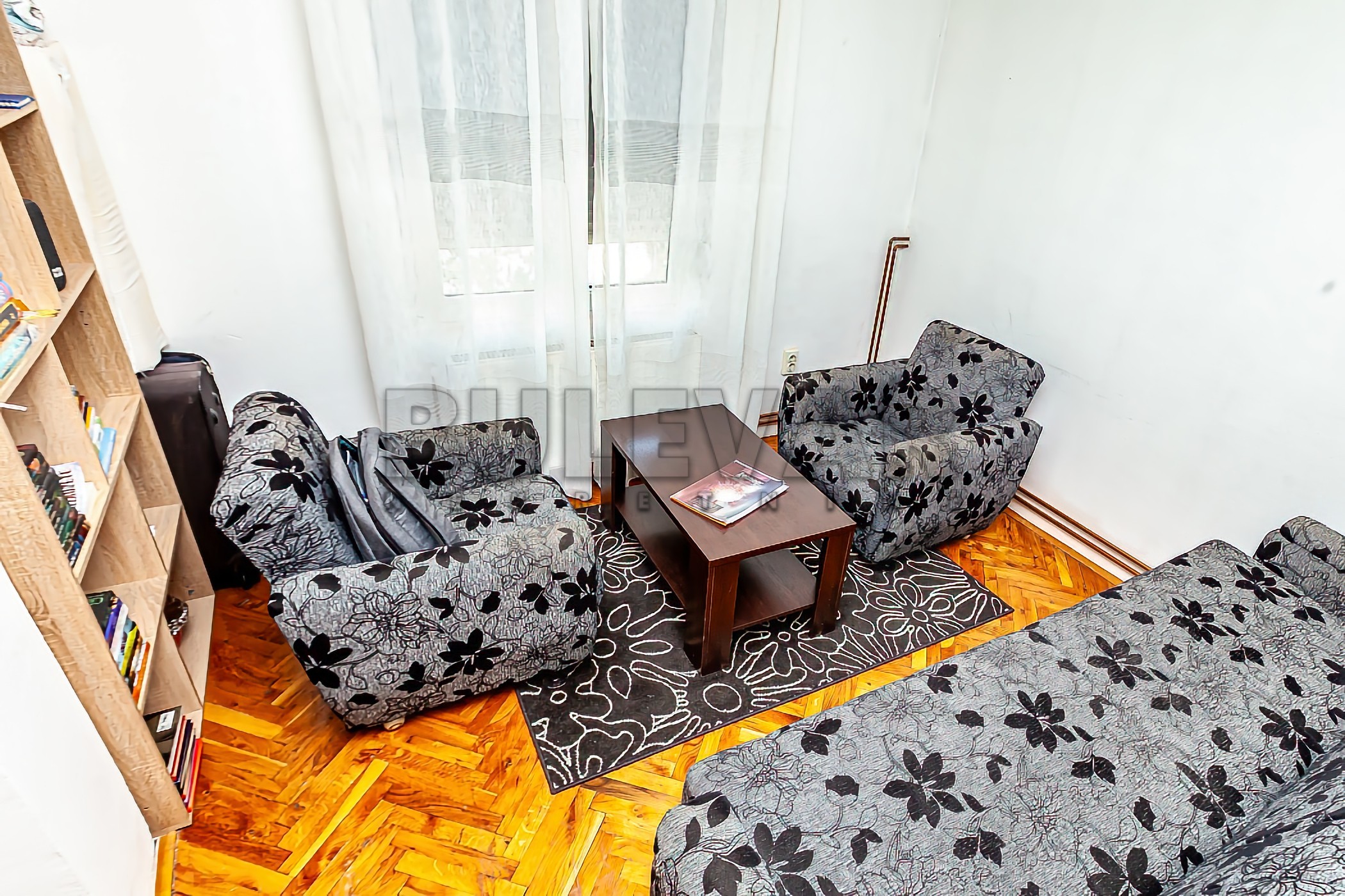 četvorosobna kuća, 216 m2, Crveni krst, Humska ID: p-014379 17