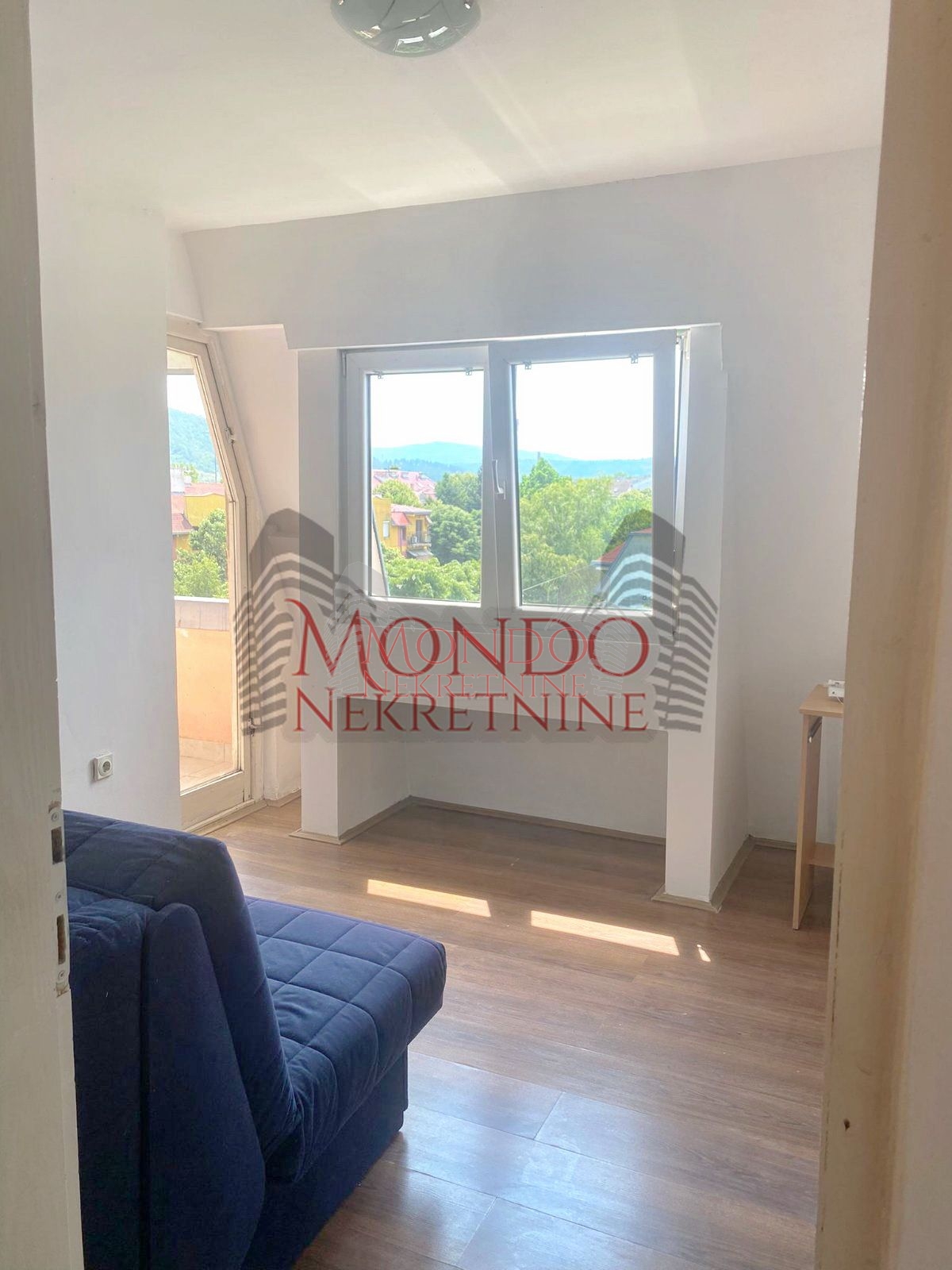 Jednoiposoban stan kod Medicinskog fakulteta 2