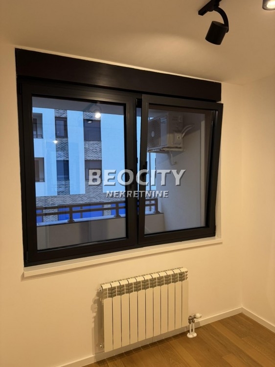 Dvosoban stan, 43 m2, Zemun, Cara Dušana ID: 120386 2