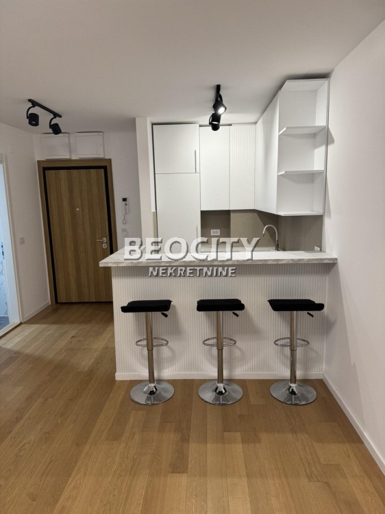 Dvosoban stan, 43 m2, Zemun, Cara Dušana ID: 120386 7