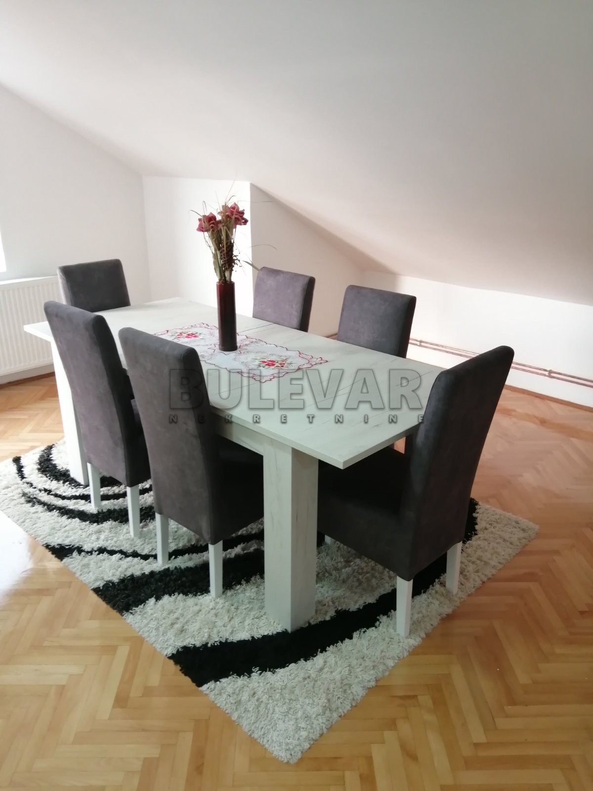 Dvosoban stan, 56 m2, Durlan, Knjaževačka ID: i-08823 2