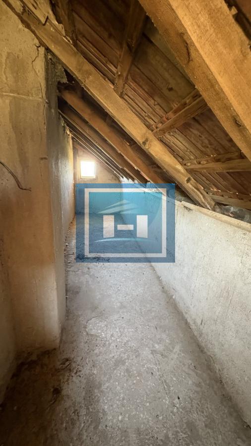 Plac od skoro 17 ari sa kućom od 200m² – mirno seosko okruženje 19