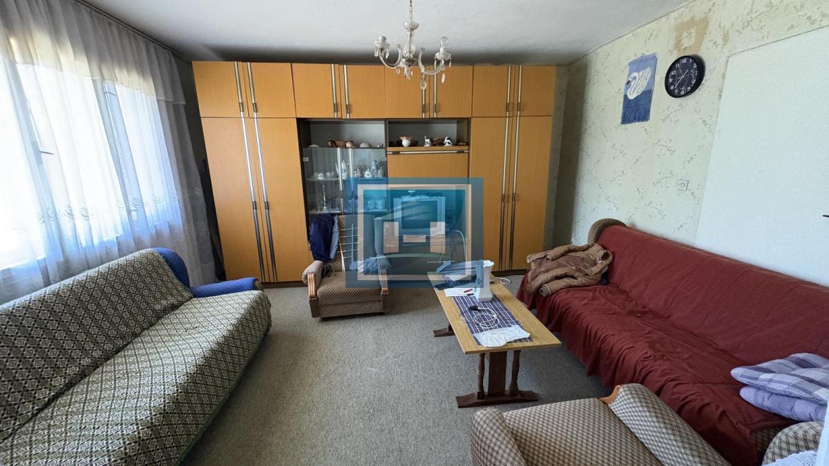 Plac od skoro 17 ari sa kućom od 200m² – mirno seosko okruženje 2