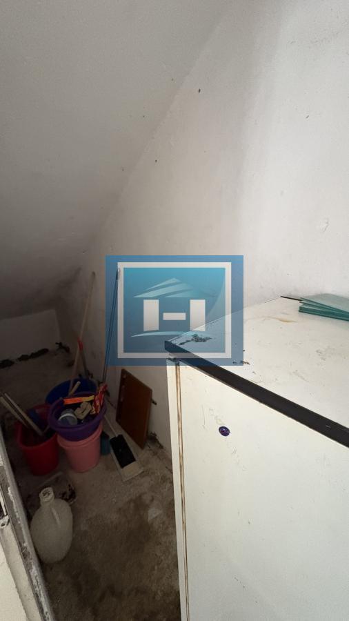 Plac od skoro 17 ari sa kućom od 200m² – mirno seosko okruženje 9