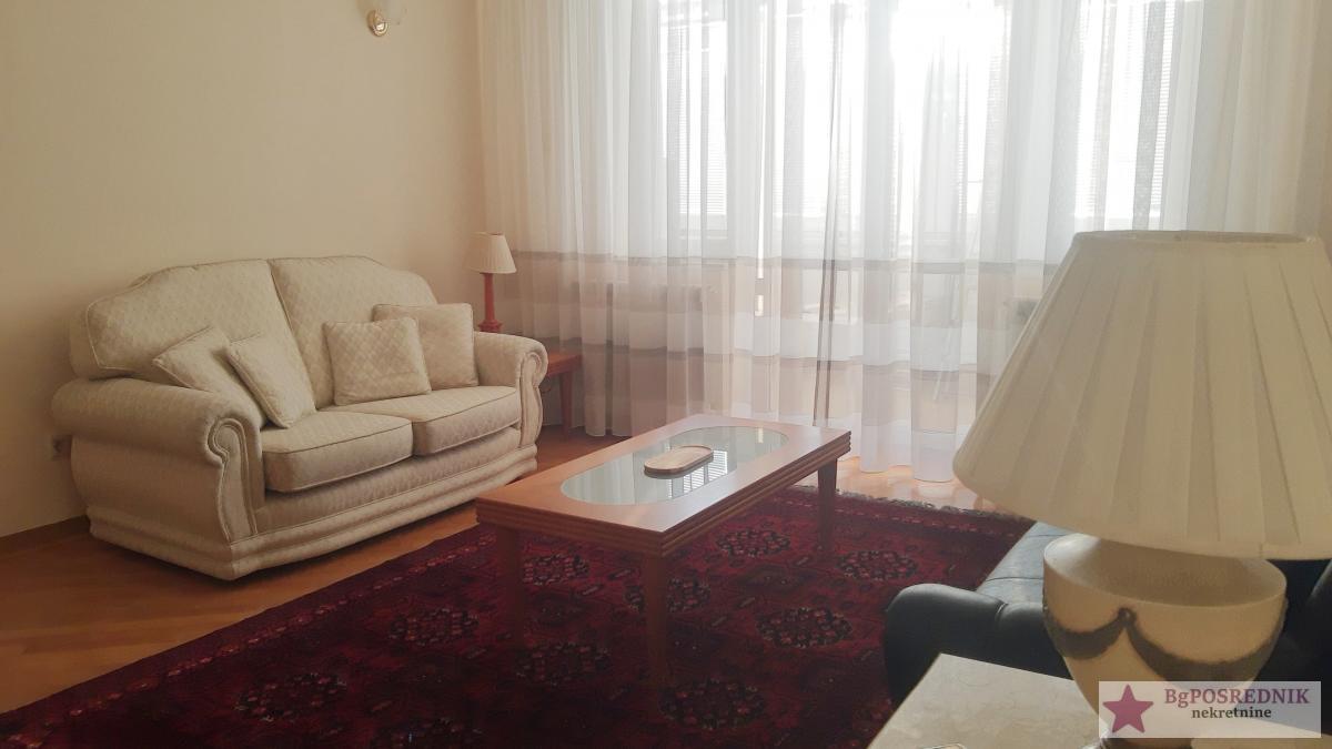 Stari grad, Narodno pozorišet, Dobračina, 64m2 1