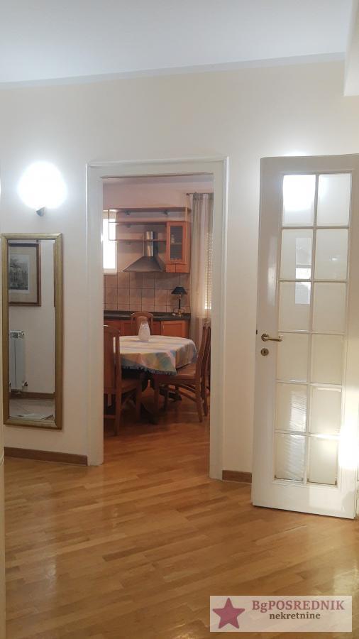 Stari grad, Narodno pozorište, Dobračina, 64m2 4