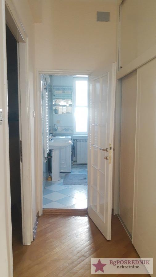 Stari grad, Narodno pozorište, Dobračina, 64m2 5