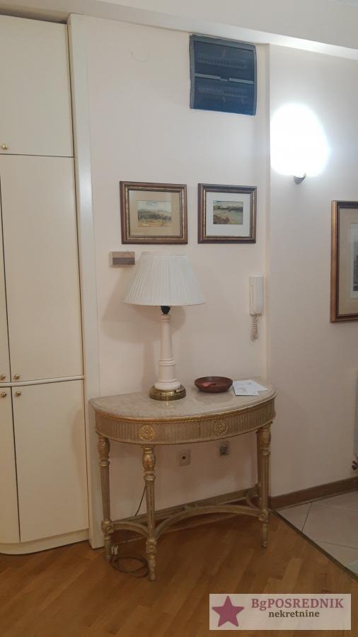 Stari grad, Narodno pozorište, Dobračina, 64m2 6