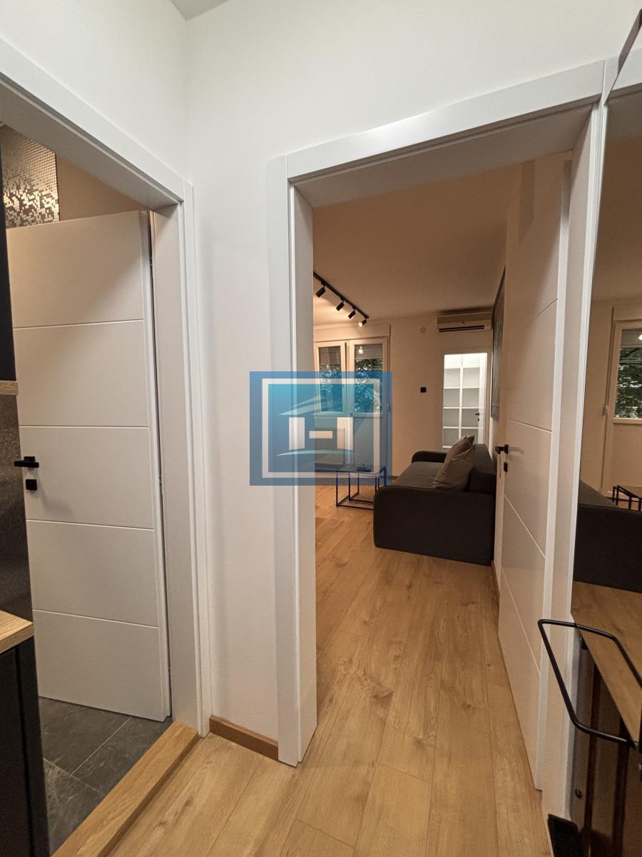 Uselite se bez stresa – savršena garsonjera od 23m², kao iz kataloga! 7