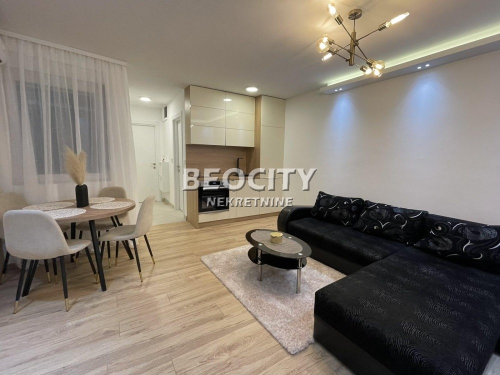 Dvosoban stan, 40 m2, Zemun, Bežanijska ID: 119950 1
