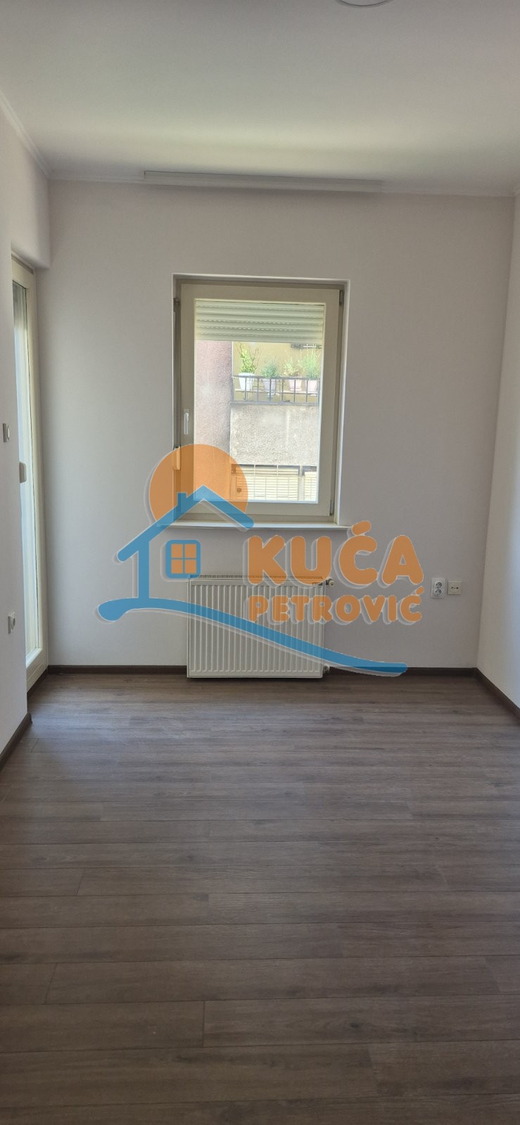 Dvosoban stan, 68 m2, Centar, Drvarska ID: i-014413 8