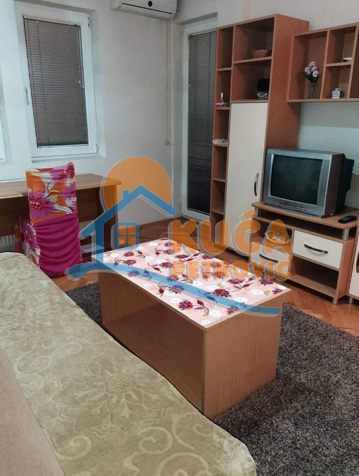Jednosoban stan, 44 m2, Centar, Stanka Vlasotinčanina ID: i-08144 1
