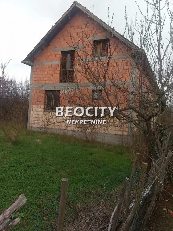 Plac, Sopot, Živote Jovičića 3 ID: 120497 2