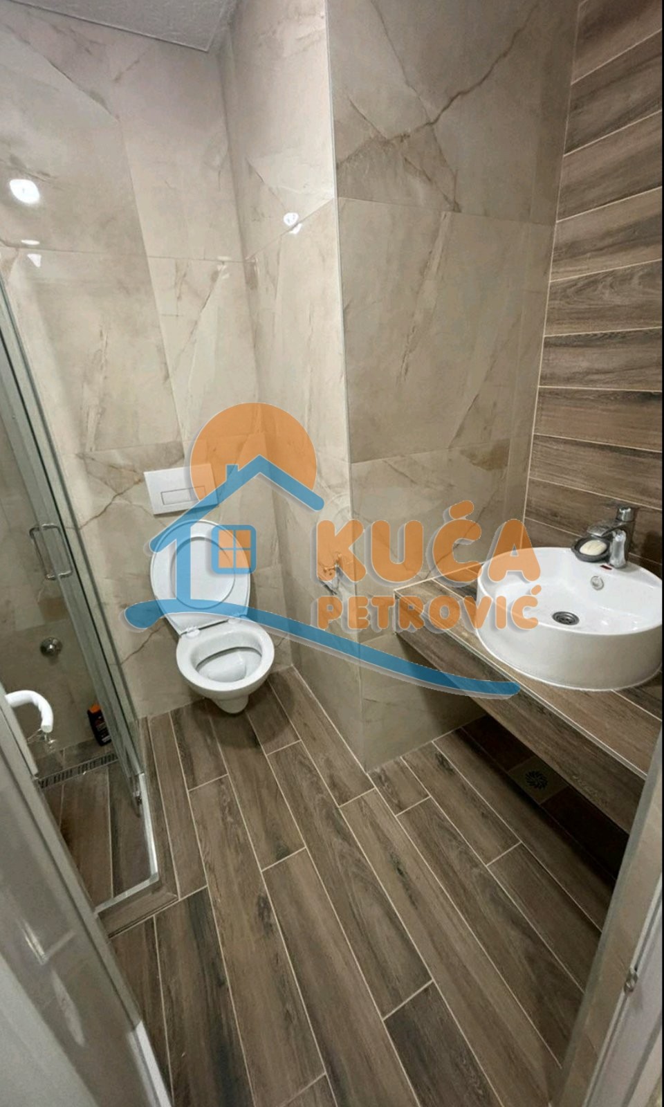 Dvosoban stan, 51 m2, Centar, Vožda Karađorđa ID: i-014423 12