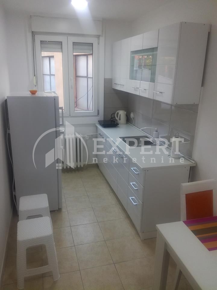 Dvosoban stan, 51 m2, Centar, Vožda Karađorđa ID: i-014423 8