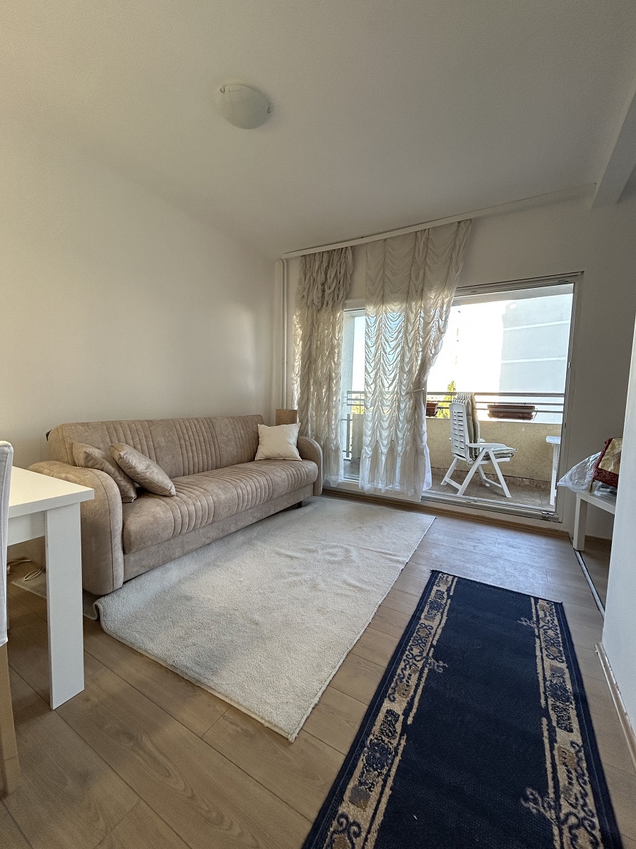 Izdajemo 1 5 stan  Dorćol  Hercega Stjepana  40m2 1