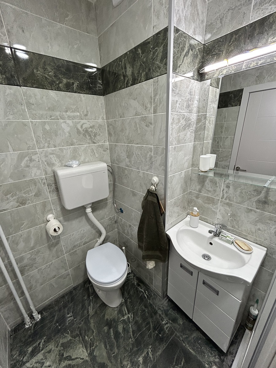 Izdajemo 1 5 stan  Dorćol  Hercega Stjepana  40m2 5