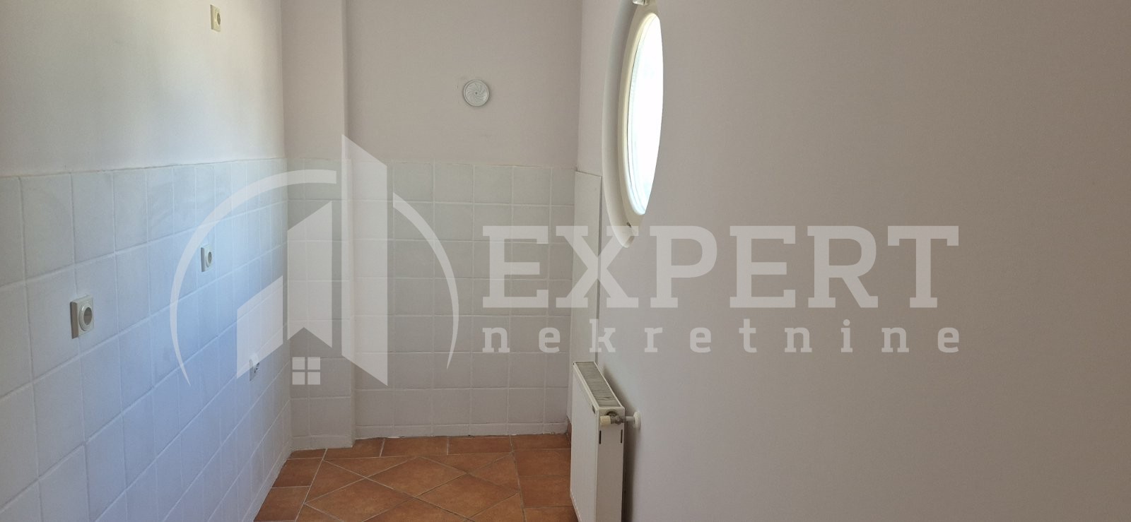 Lokal, 68 m2, Centar, Drvarska ID: i-014415 1