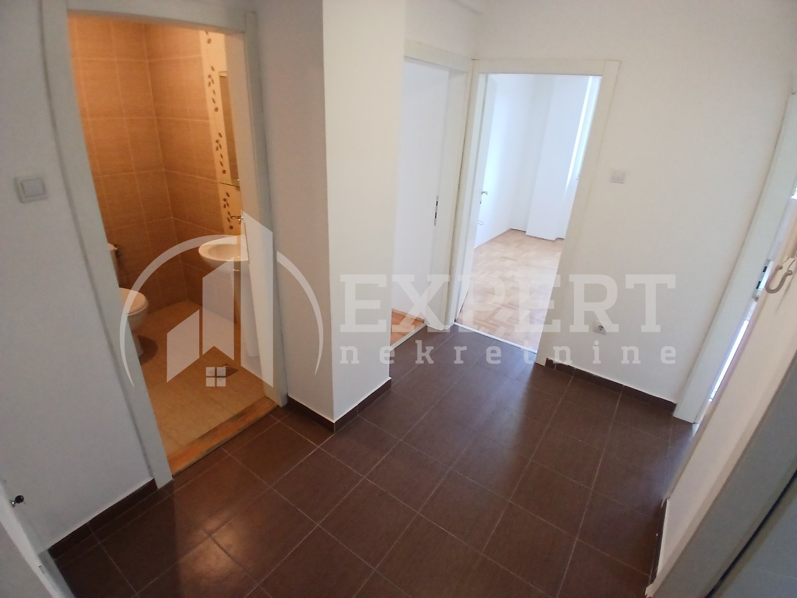 Lokal, 73 m2, Dom zdravlja, Vojvode Tankosića ID: i-014424 11