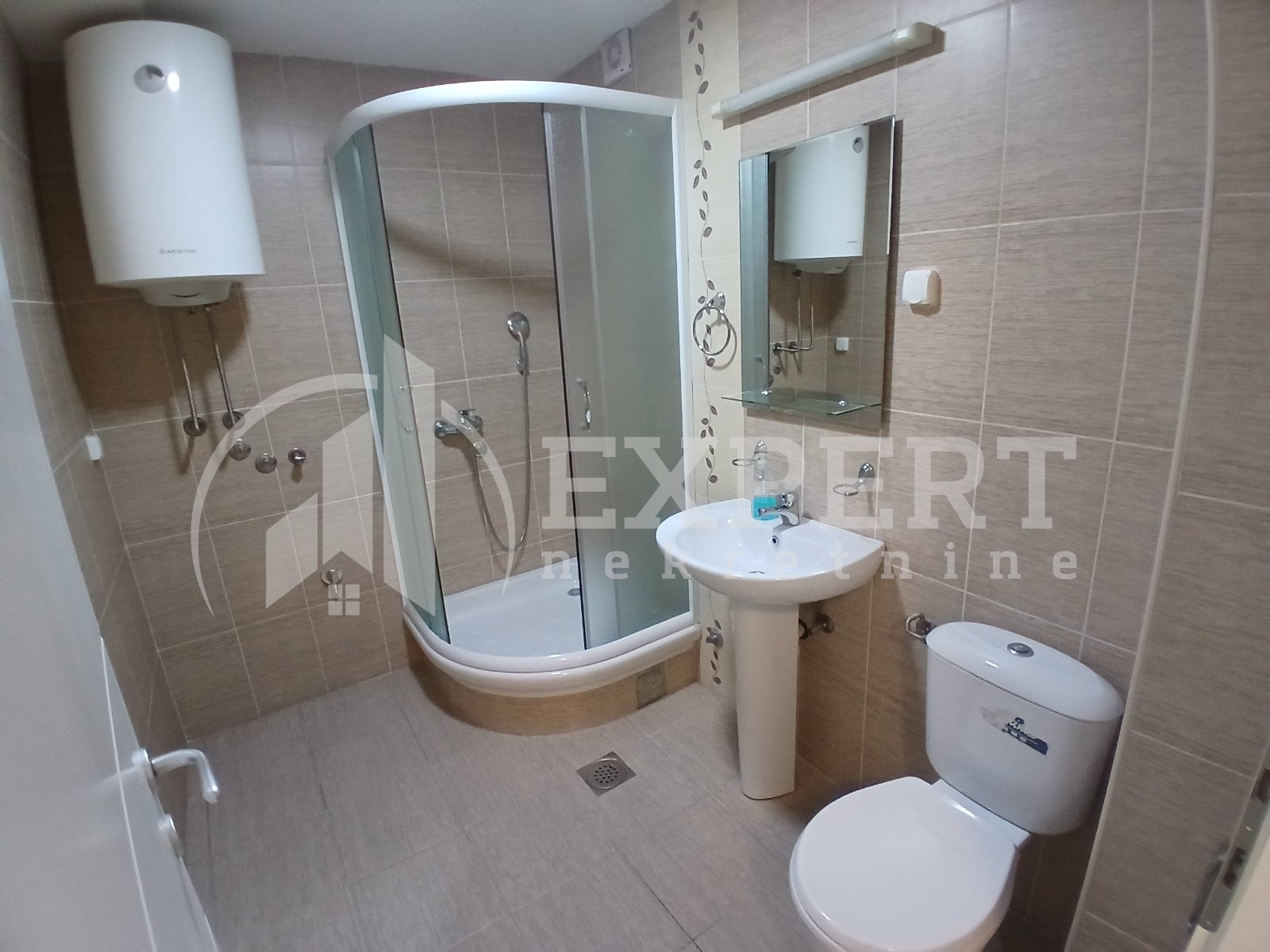 Lokal, 73 m2, Dom zdravlja, Vojvode Tankosića ID: i-014424 12