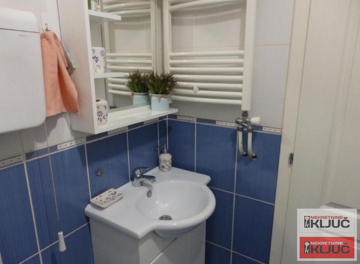 SOMBORSKI BULEVAR, 51m2, Dvosoban, Namešten 5