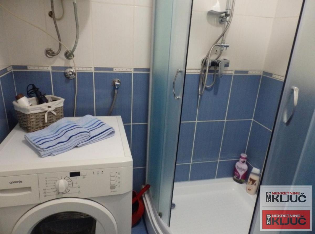 SOMBORSKI BULEVAR, 51m2, Dvosoban, Namešten 6