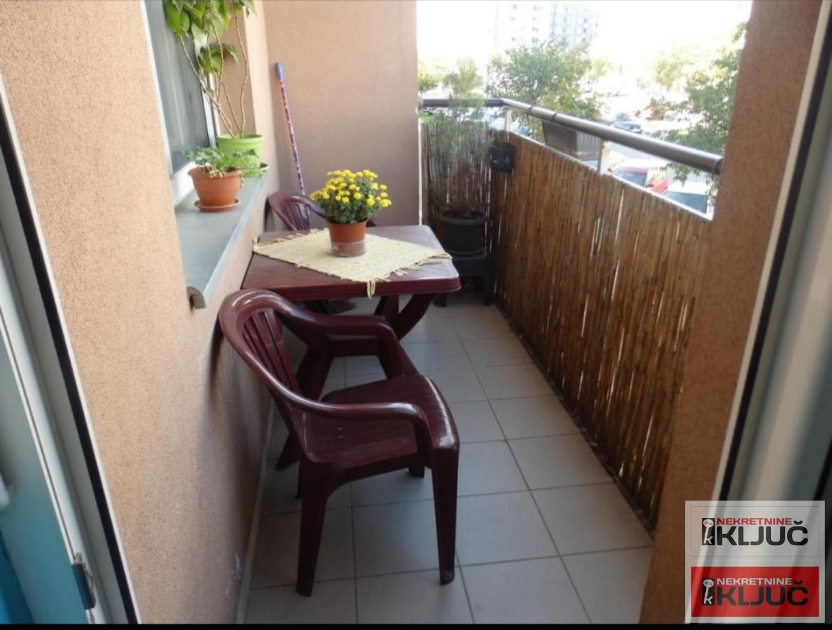 SOMBORSKI BULEVAR, 51m2, Dvosoban, Namešten 7