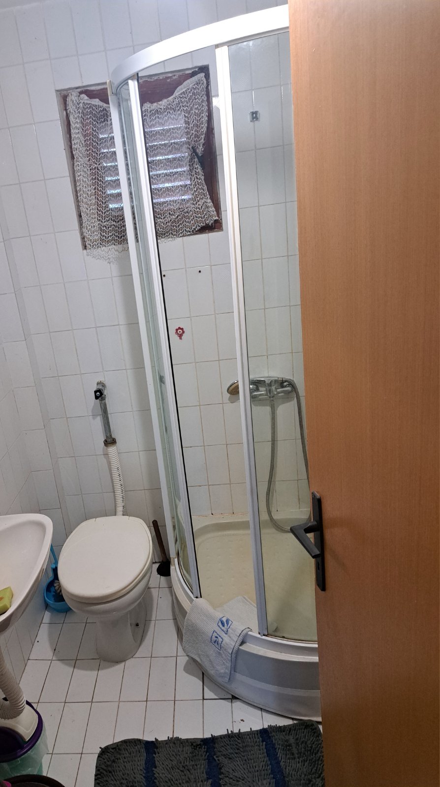 Izdaje se apartman vikendica Ivanka Srebrno jezero 5