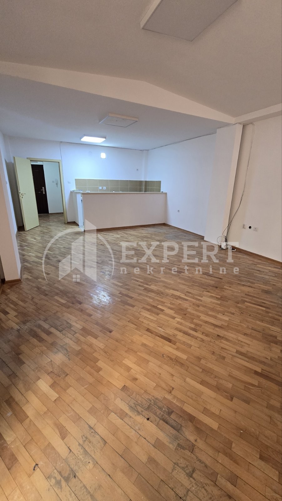 Lokal, 51 m2, Centar, Kralja Stefana Prvovenčanog ID: i-014443 2