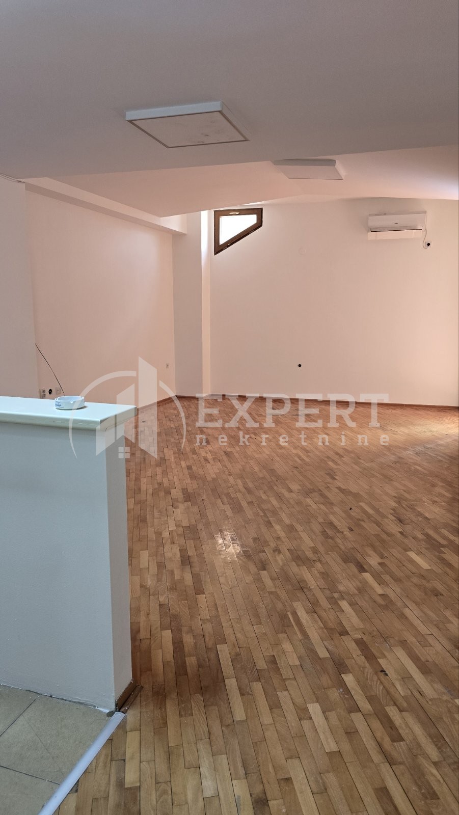 Lokal, 51 m2, Centar, Kralja Stefana Prvovenčanog ID: i-014443 3