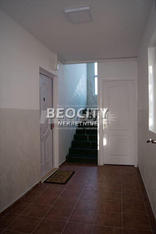 Petosobna kuća, 199 m2, Ledine, Tomasa Mana ID: 120477 3