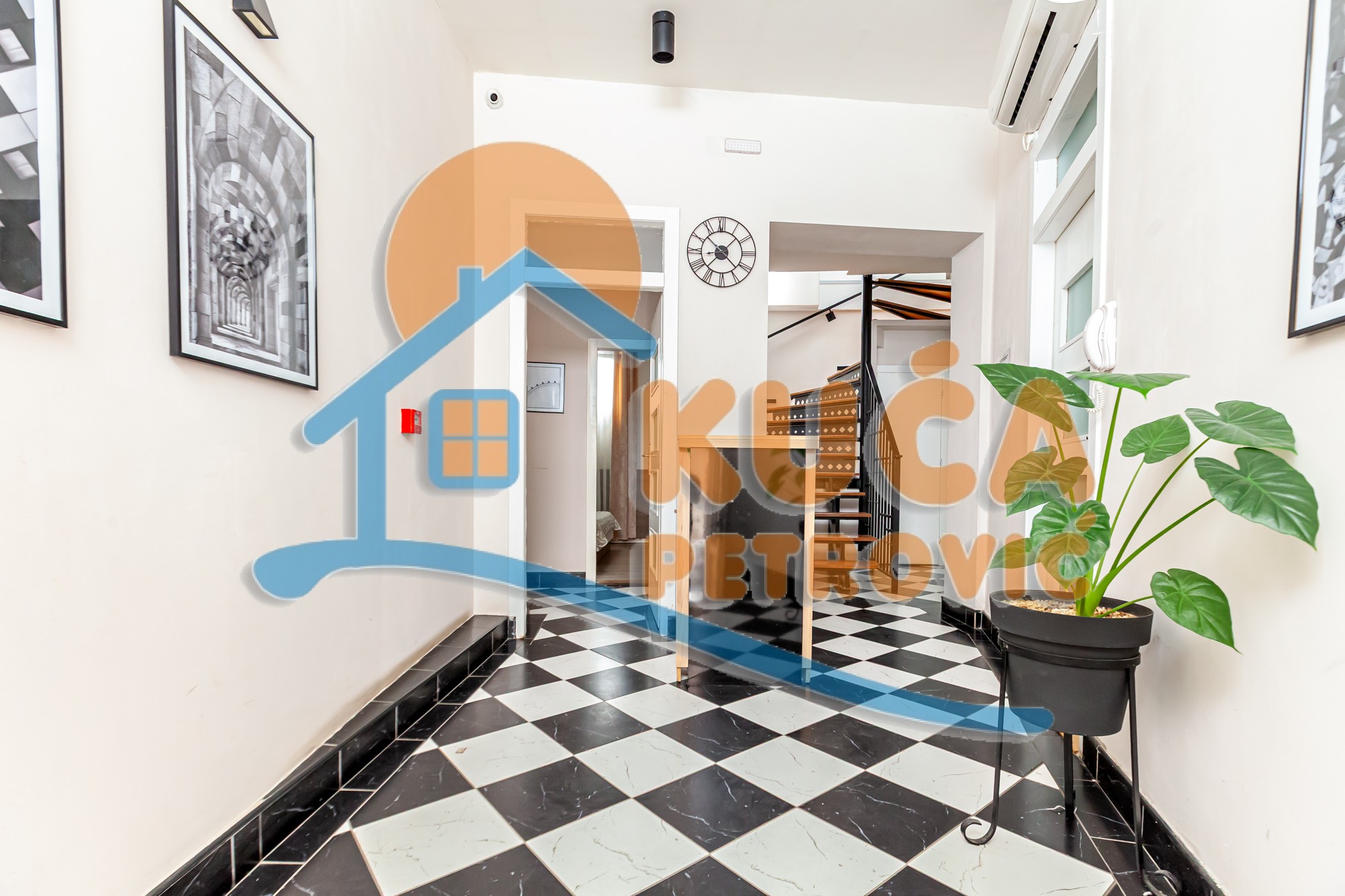 četvorosobna kuća, 150 m2, Obilićev Venac, Obilićev venac ID: p-014449 1