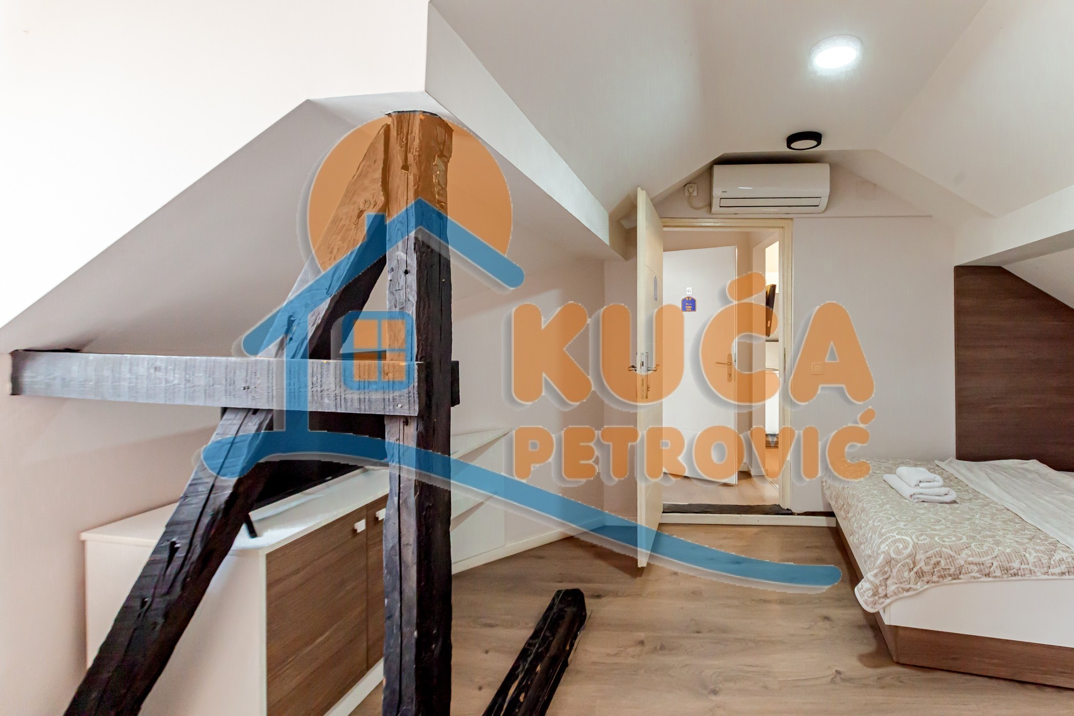 četvorosobna kuća, 150 m2, Obilićev Venac, Obilićev venac ID: p-014449 14