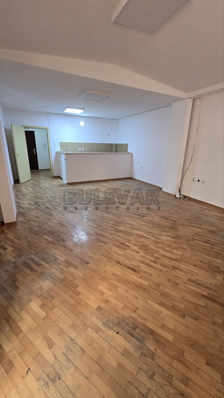 Lokal, 51 m2, Centar, Kralja Stefana Prvovenčanog ID: i-014443 2