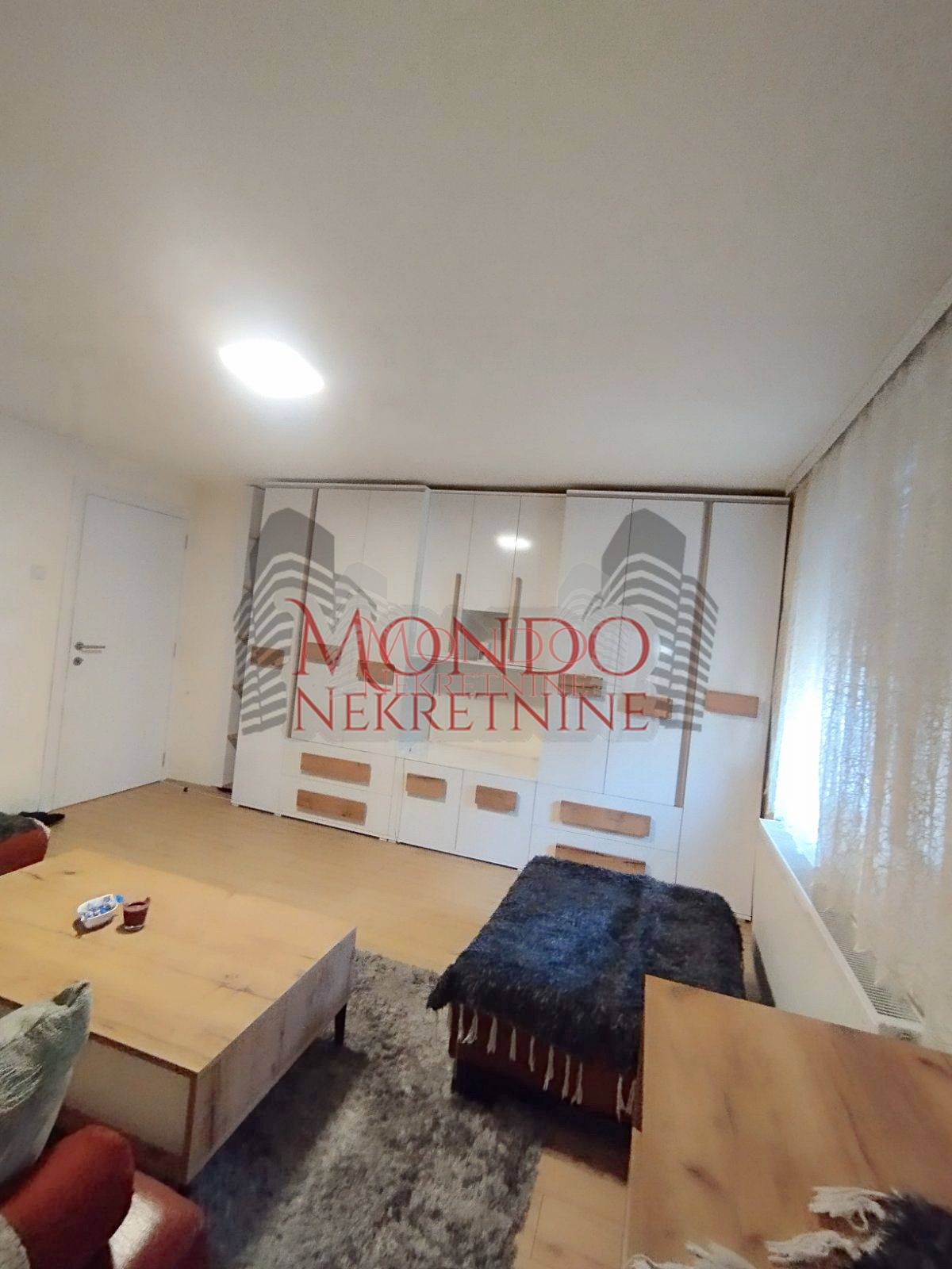 Dvosoban stan u blizini parka Svetog Save 2